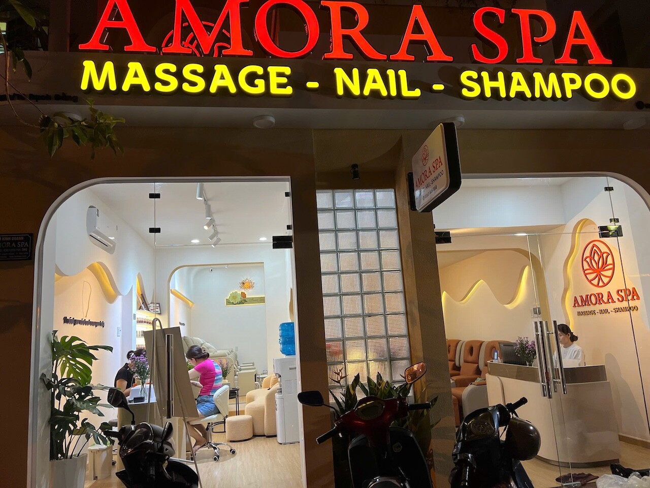 AMORA SPA 6