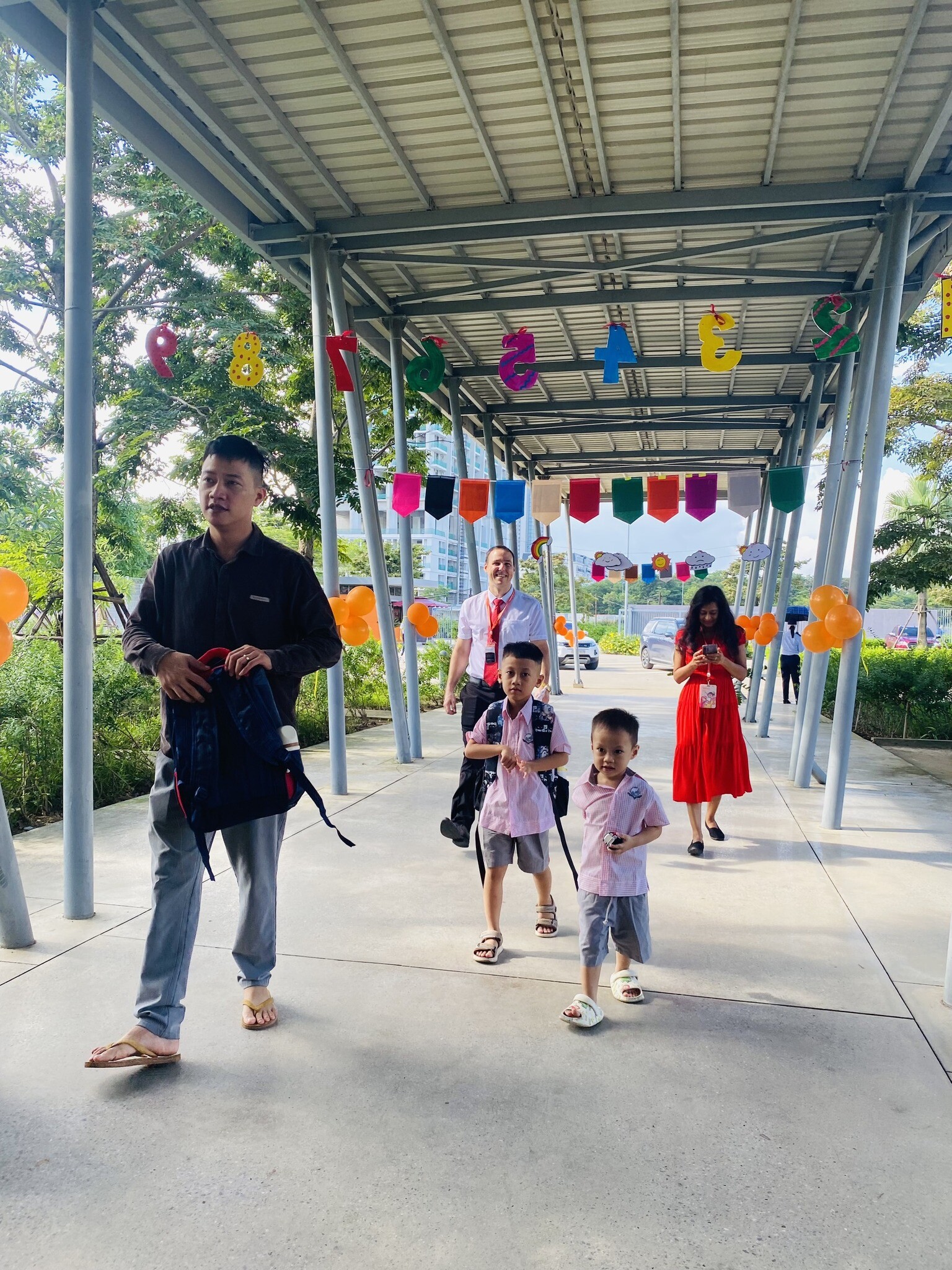 Trường Quốc tế Singapore (SIS) 2