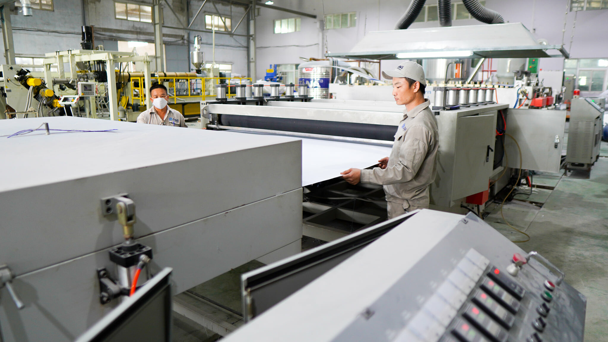 Tập Đoàn Nhựa Đông Á 6