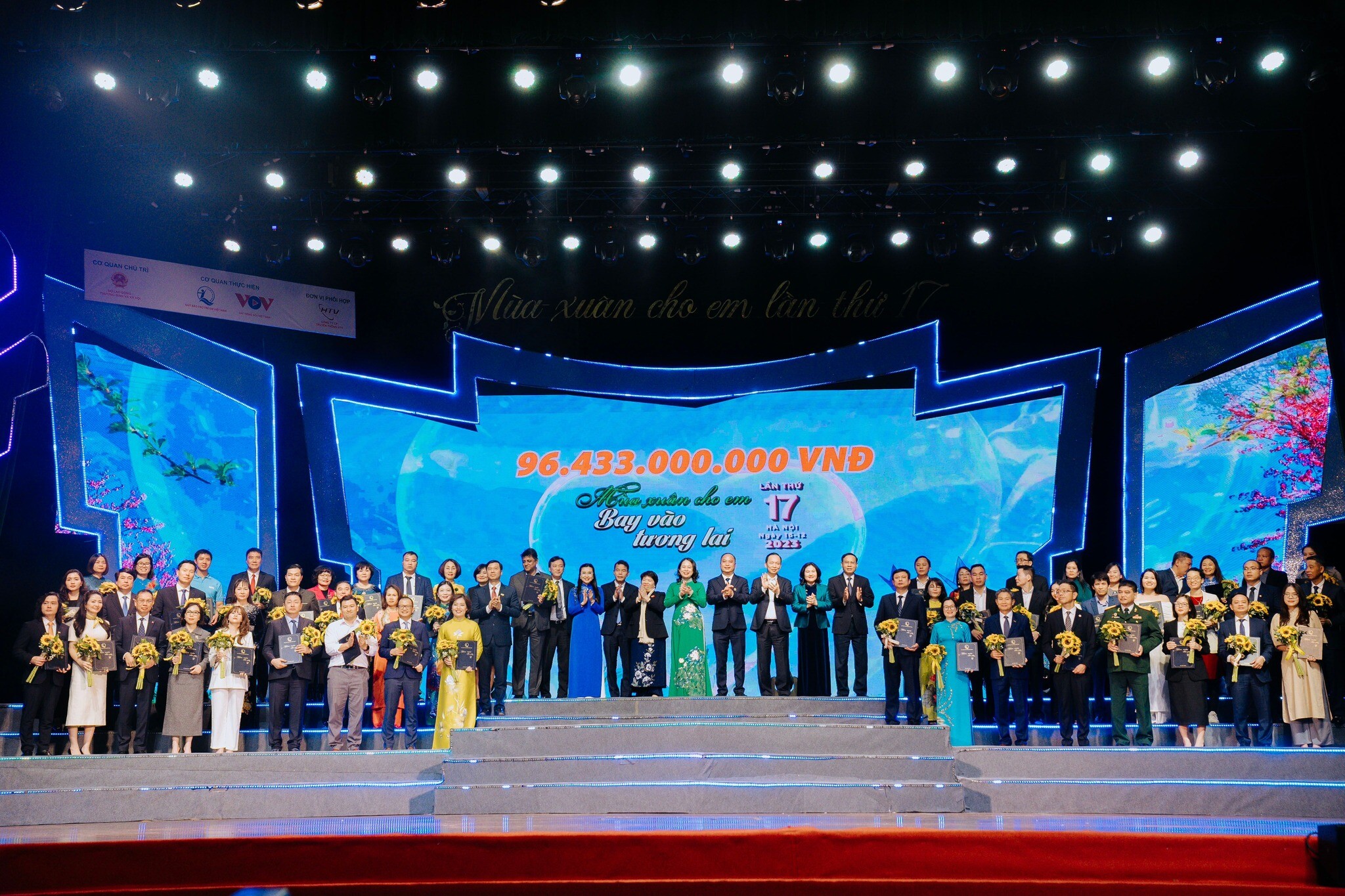 Sơn TOA Việt Nam 5