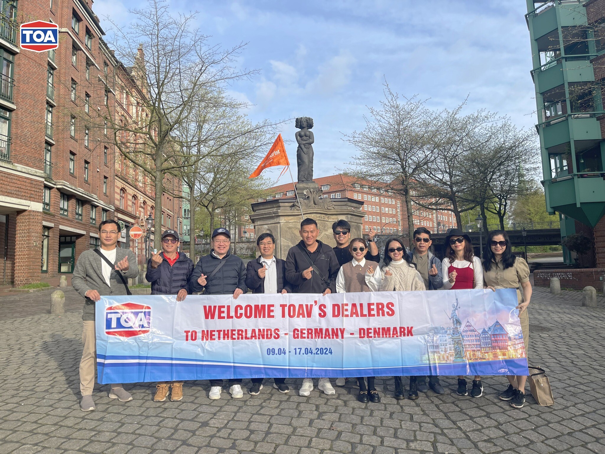 Sơn TOA Việt Nam 8