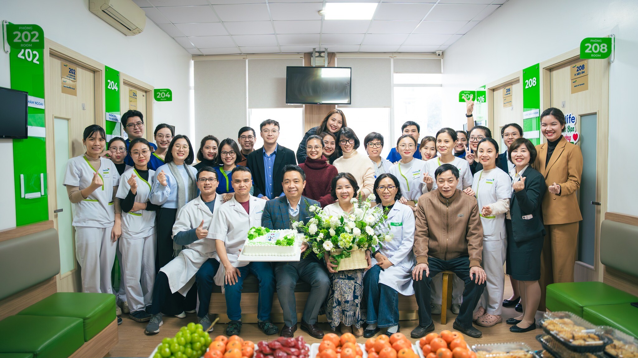 Y Dược Vietlife Group 9