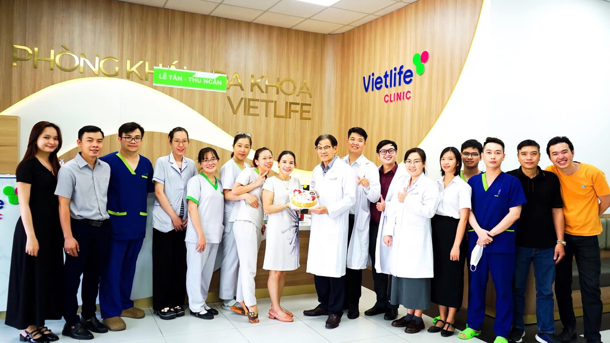 Y Dược Vietlife Group 10