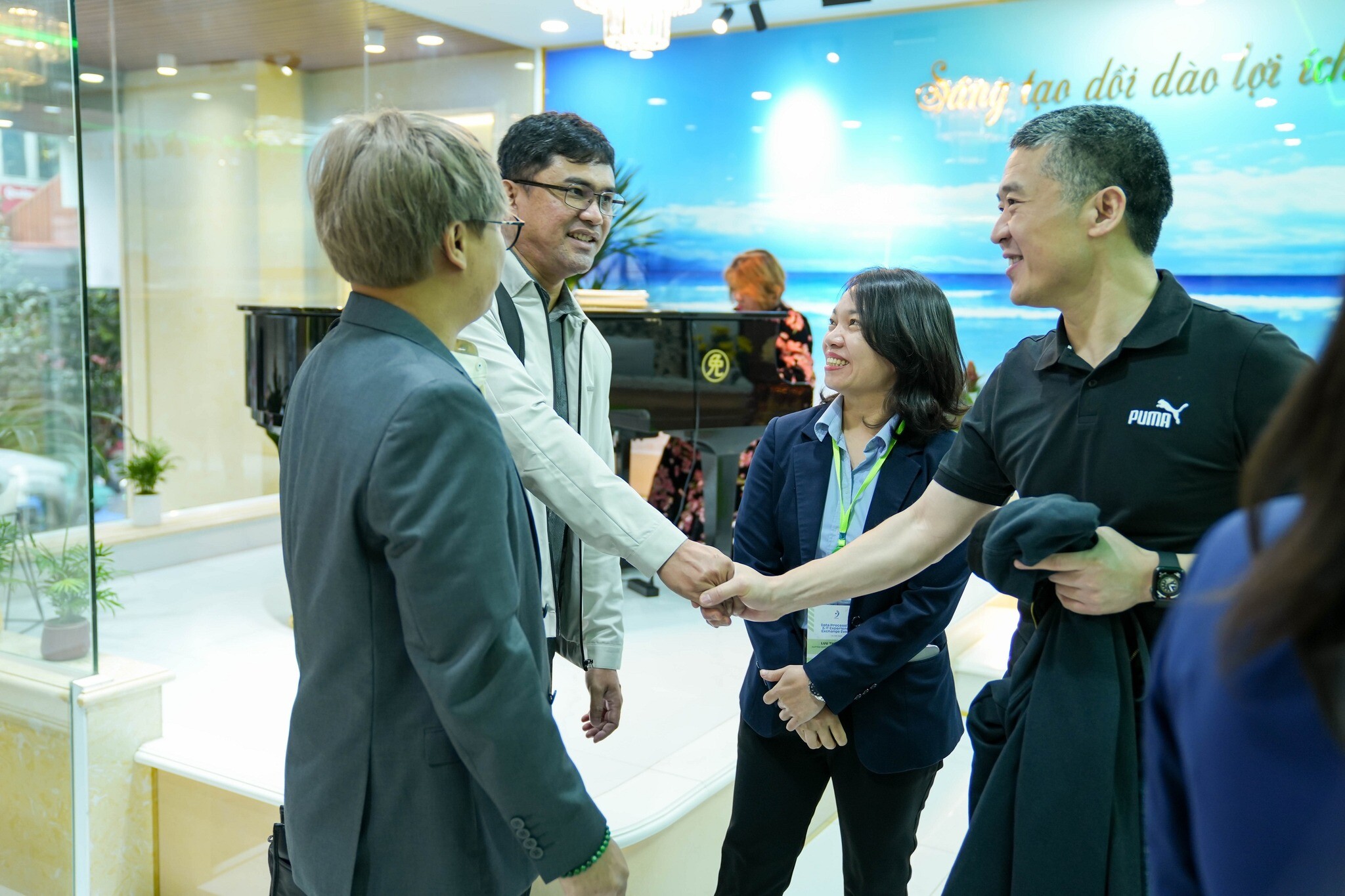 Trung Tâm Bảo Vệ Quyền Tác Giả Âm Nhạc Việt Nam 9