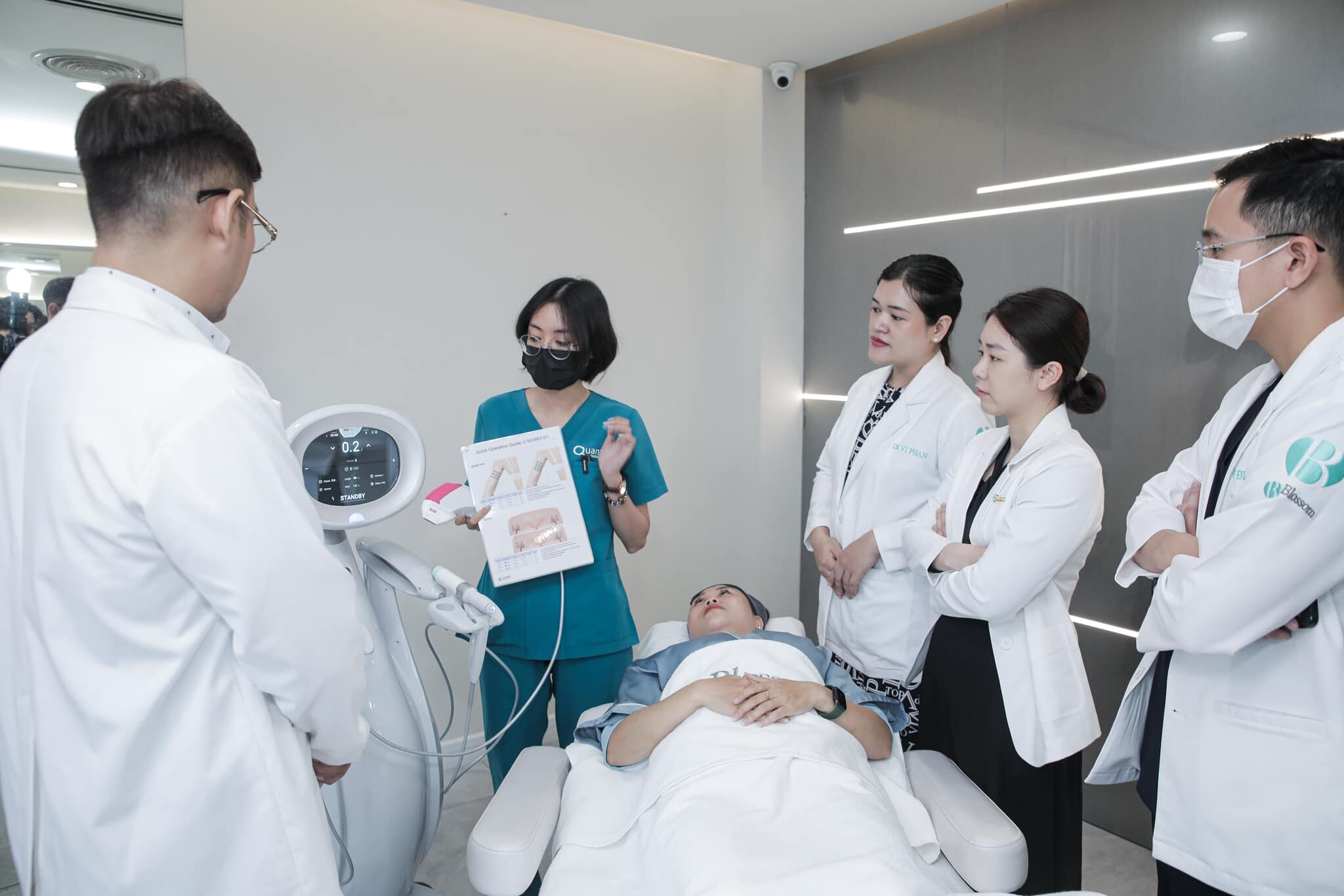 Thẩm Mỹ Blossom 7