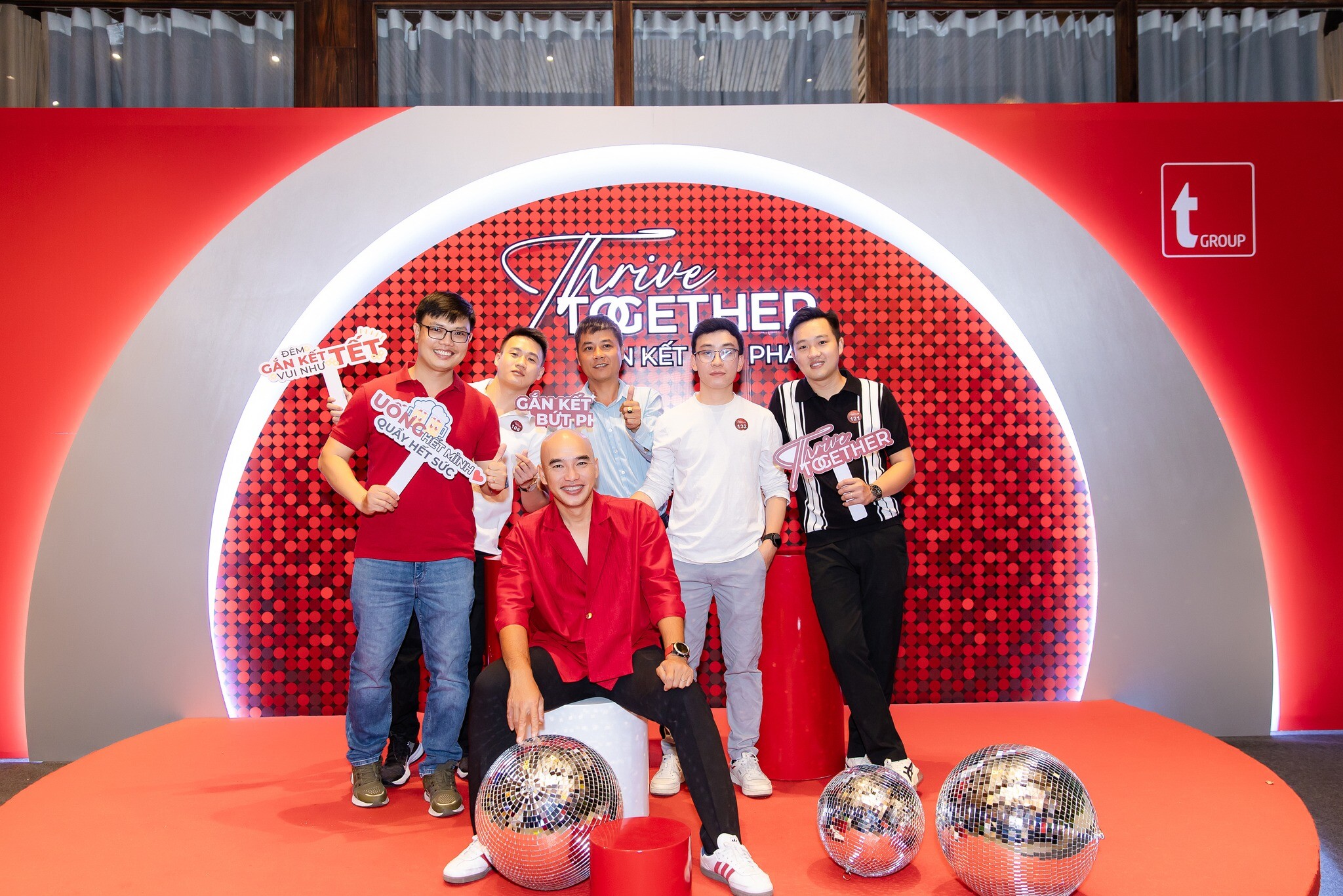 Xây dựng Bức Tường (The Wall Architecture Co., Ltd) 4