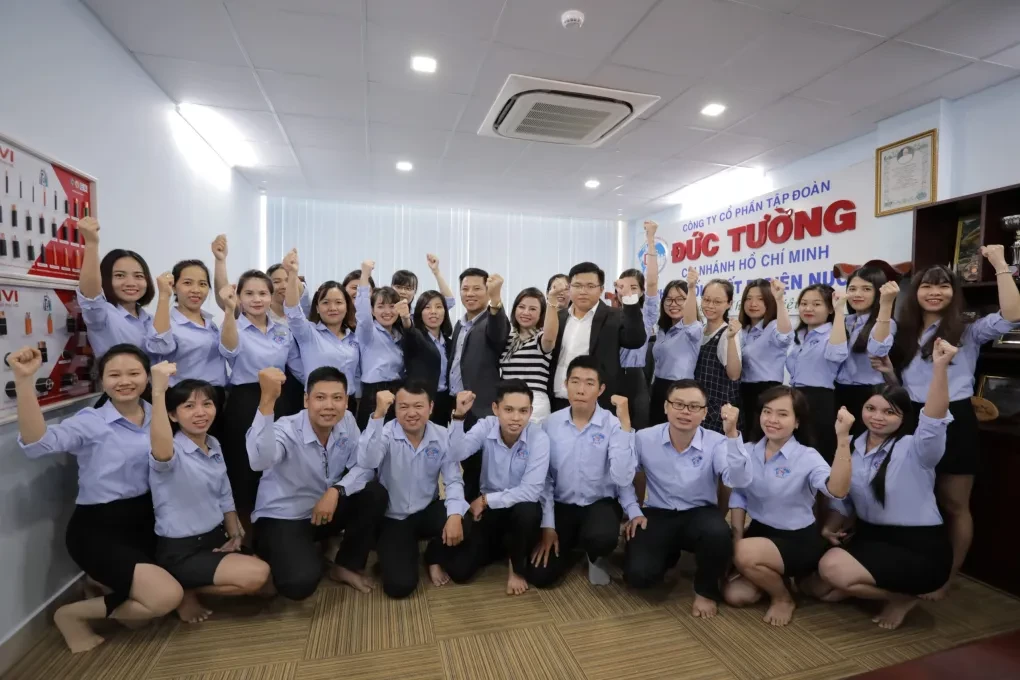 TẬP ĐOÀN ĐỨC TƯỜNG 1