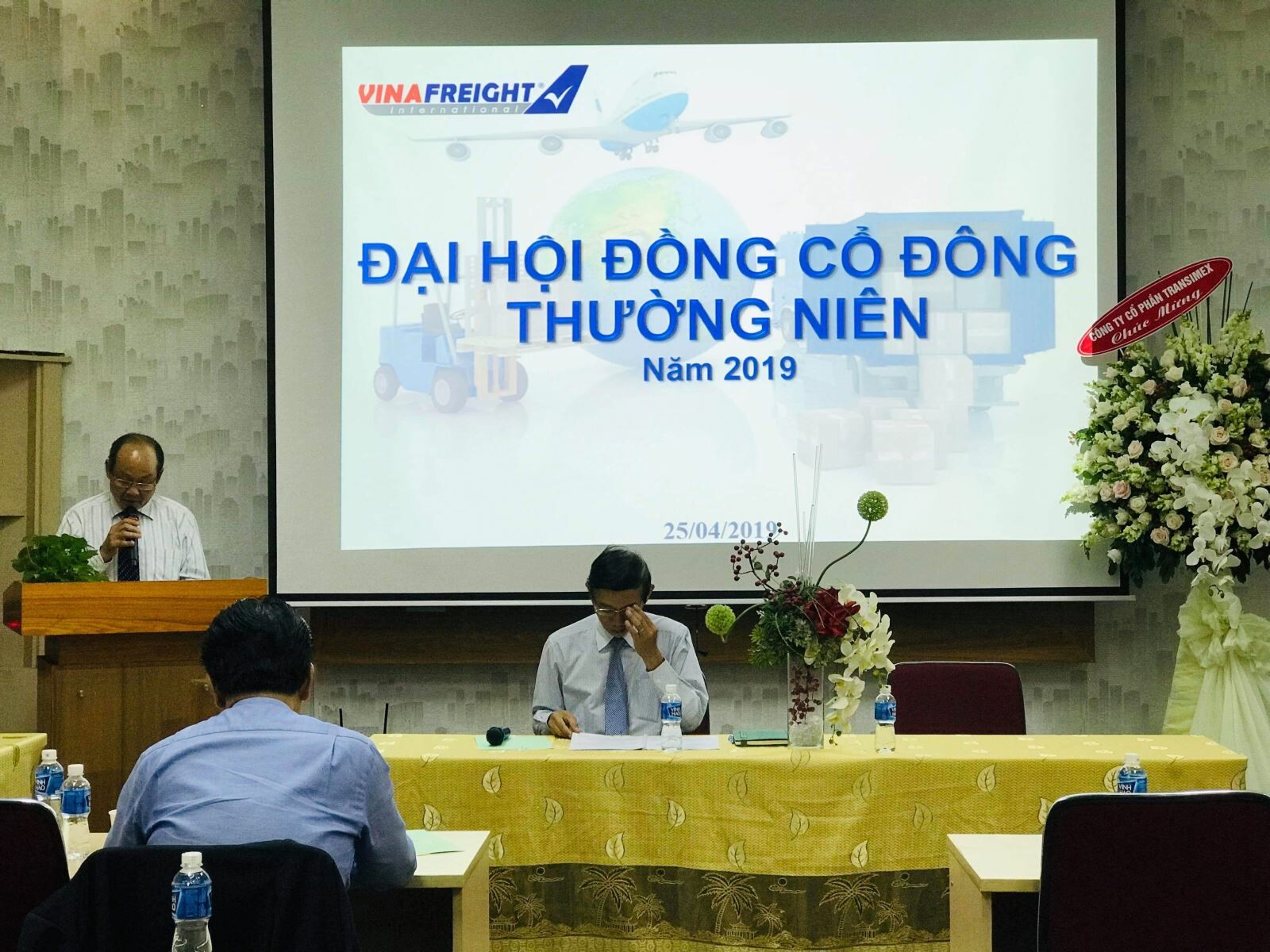 Công ty VINAFREIGHT 2