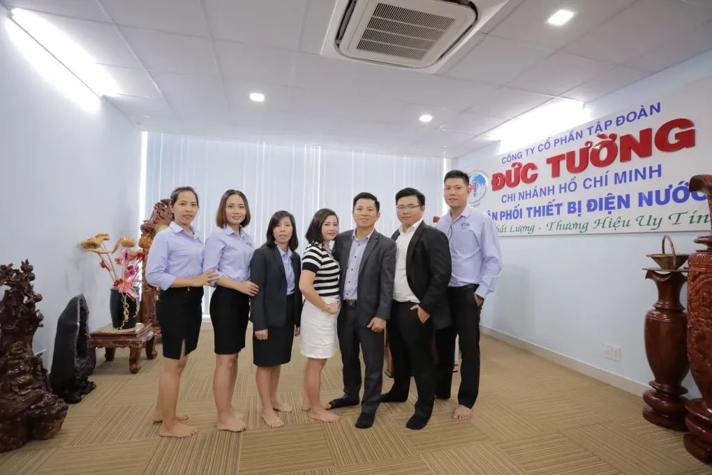 TẬP ĐOÀN ĐỨC TƯỜNG 2