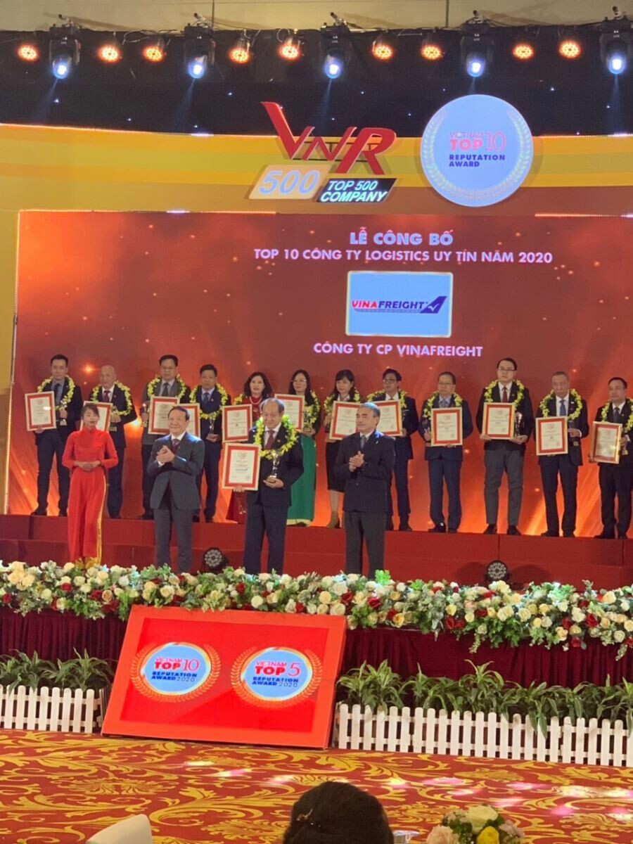 Công ty VINAFREIGHT 4