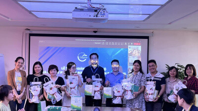 Dịch Vụ Hàng Hải Hàng Không Con Cá Heo 5