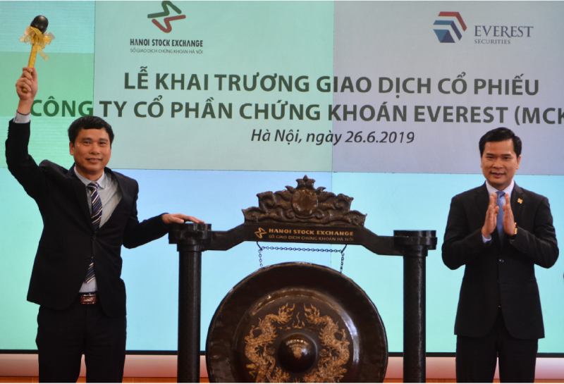 Chứng khoán Everest 7
