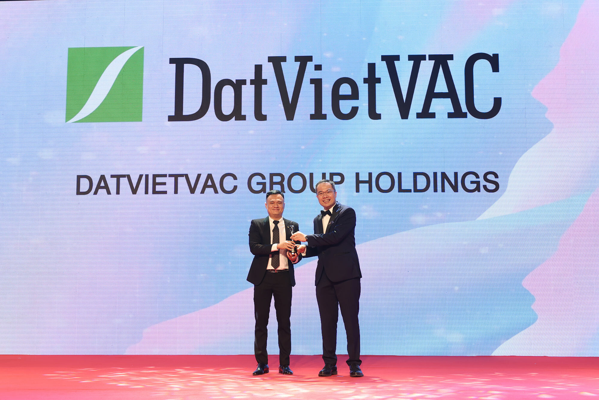 DatVietVAC Group Holdings 7