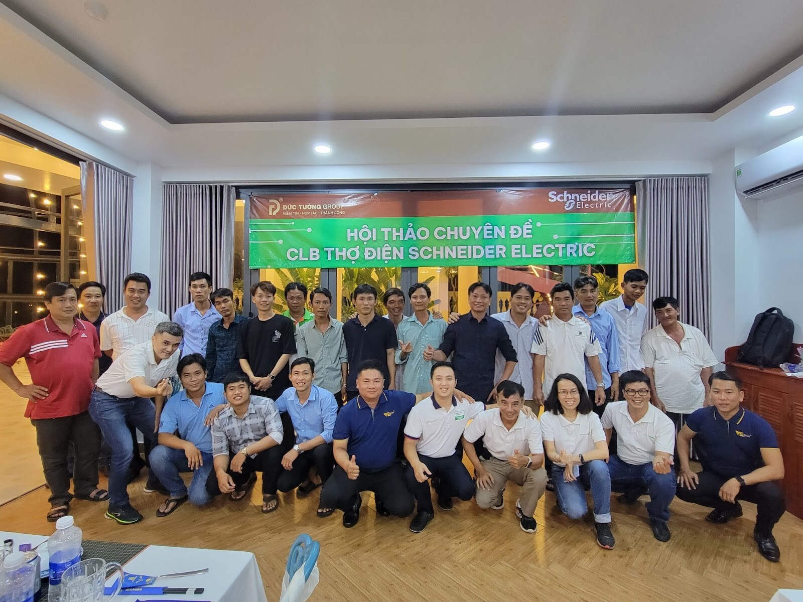 TẬP ĐOÀN ĐỨC TƯỜNG 8