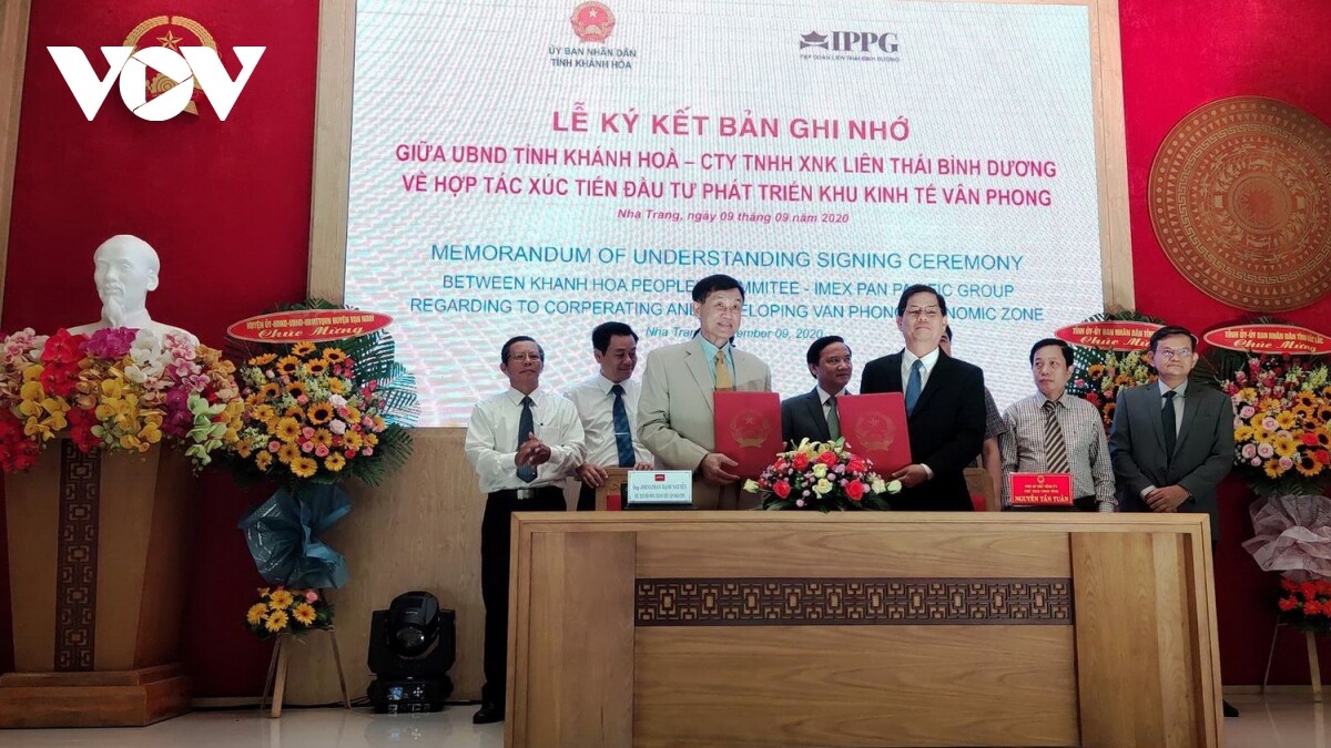 Tập Đoàn Liên Thái Bình Dương 8