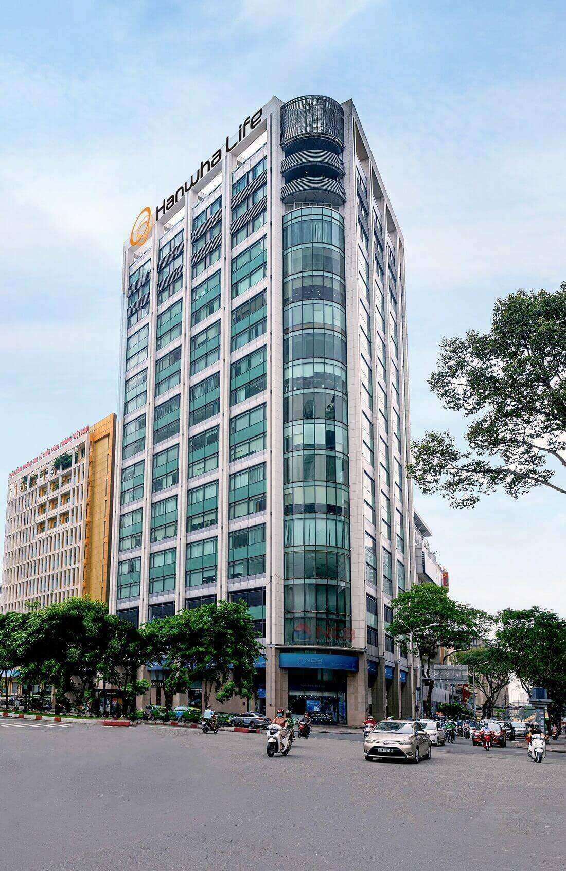 Hanwha Life Viet Nam 1