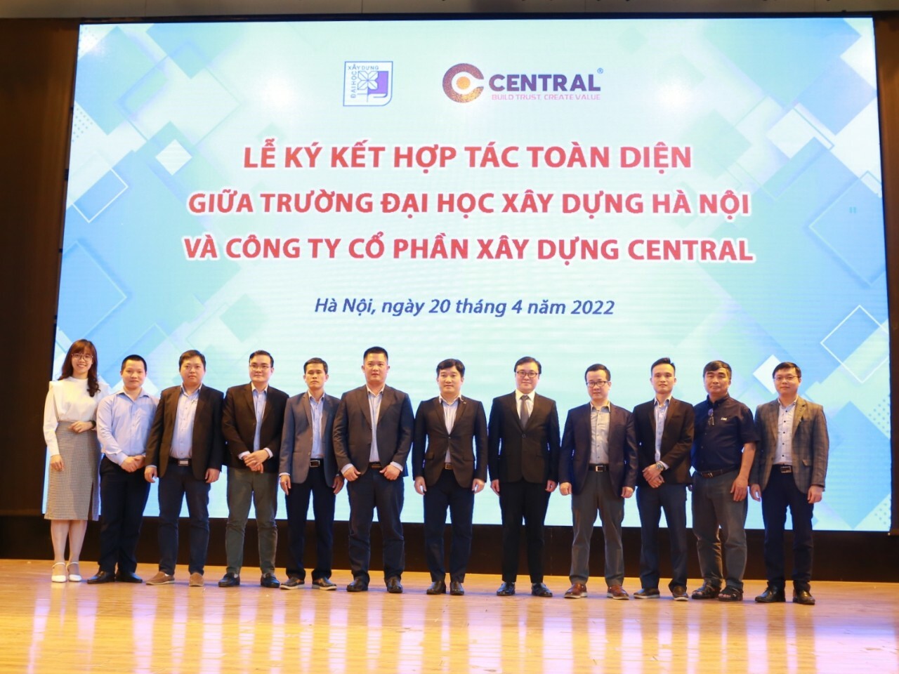 XÂY DỰNG CENTRAL 7