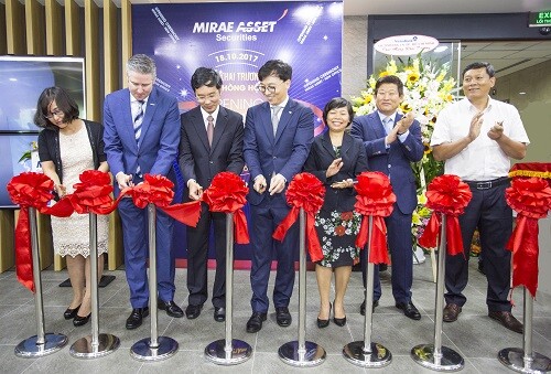 Chứng khoán Mirae Asset Việt Nam 8