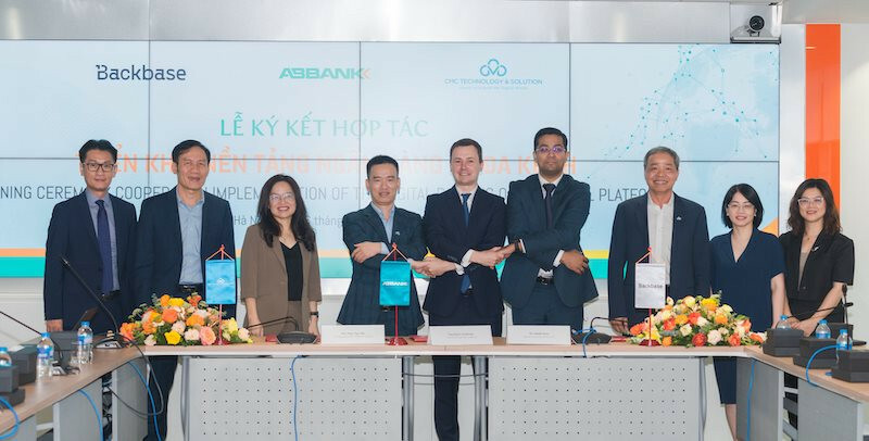 TẬP ĐOÀN CÔNG NGHỆ CMC 6