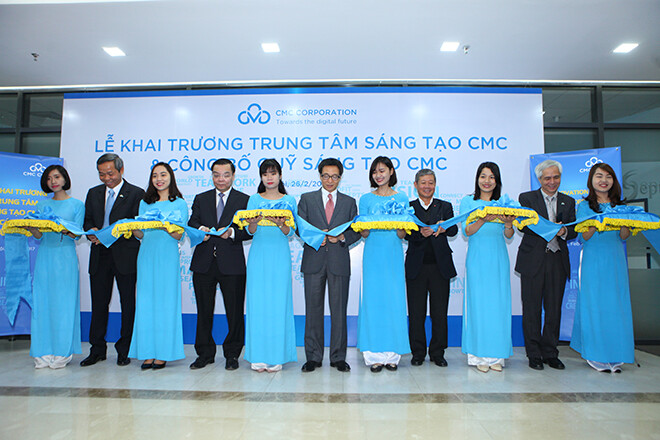 TẬP ĐOÀN CÔNG NGHỆ CMC 8