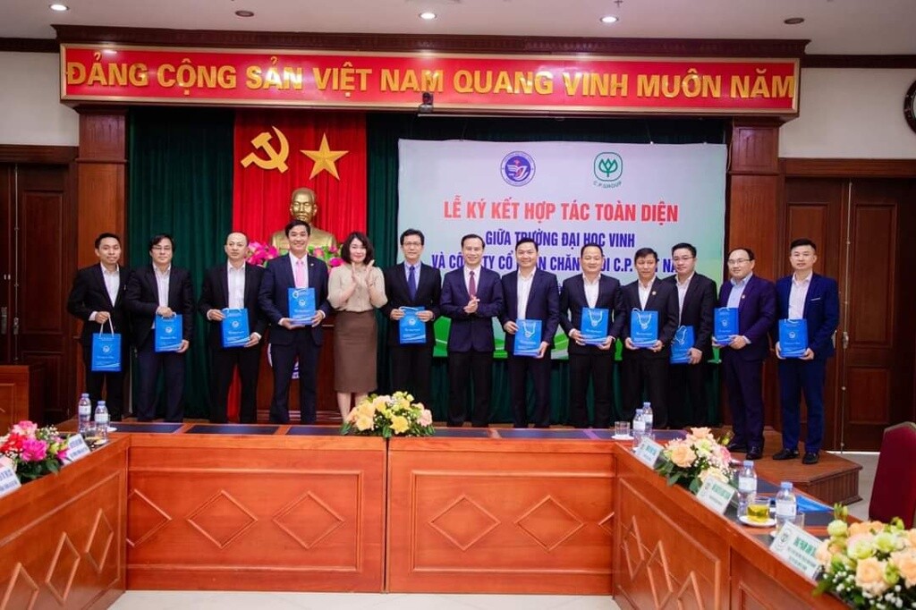 Công ty Cổ phần Chăn nuôi C.P. Việt Nam 10