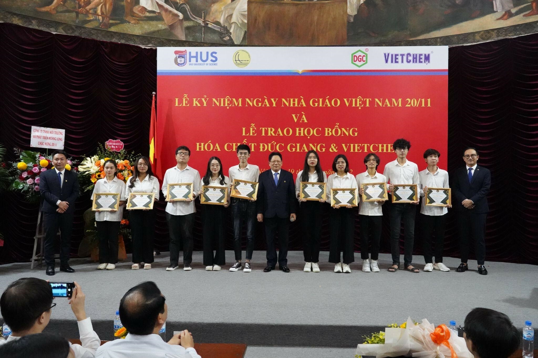 HÓA CHẤT ĐỨC GIANG 10