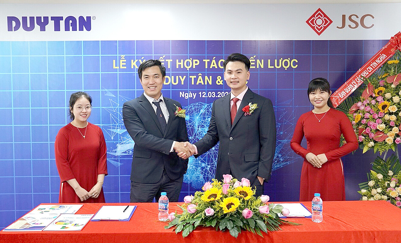 Tập đoàn Nhựa Duy Tân 2