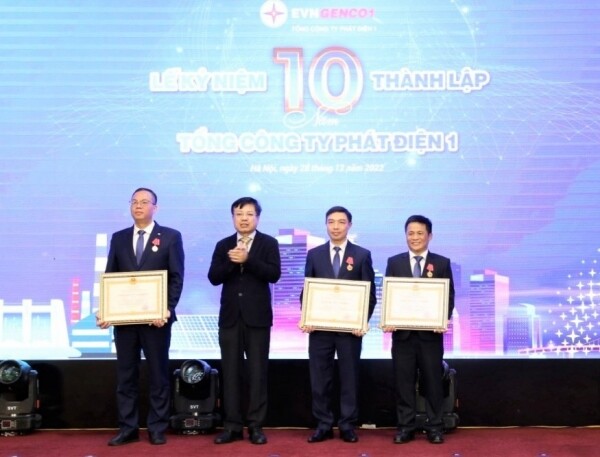 CÔNG TY PHÁT ĐIỆN 1 7