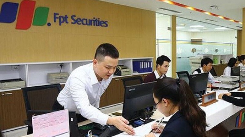 Chứng khoán FPT 2