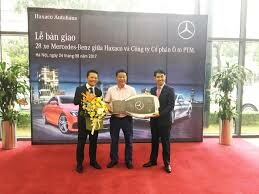 Ô tô Hàng Xanh (Haxaco) 3