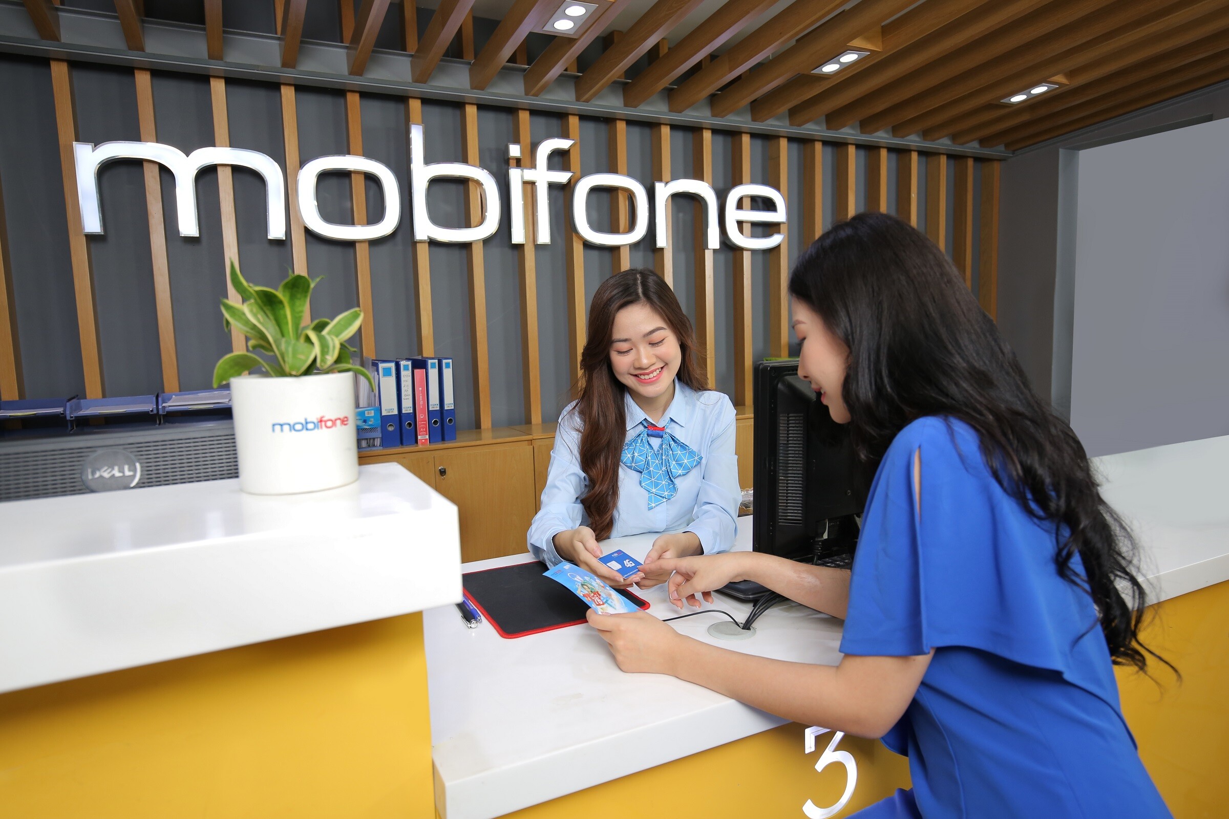 Mobifone 4