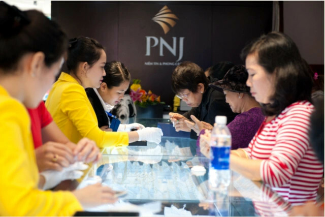 Vàng bạc Đá quý Phú Nhuận (PNJ) 5