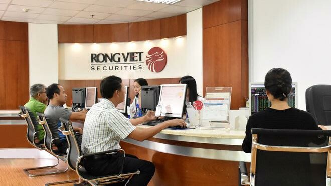 Chứng khoán Rồng Việt 5