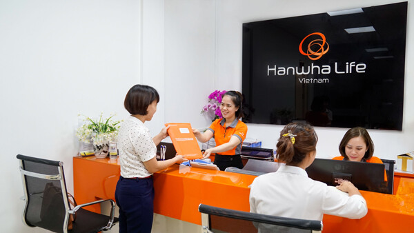 Hanwha Life Viet Nam 9