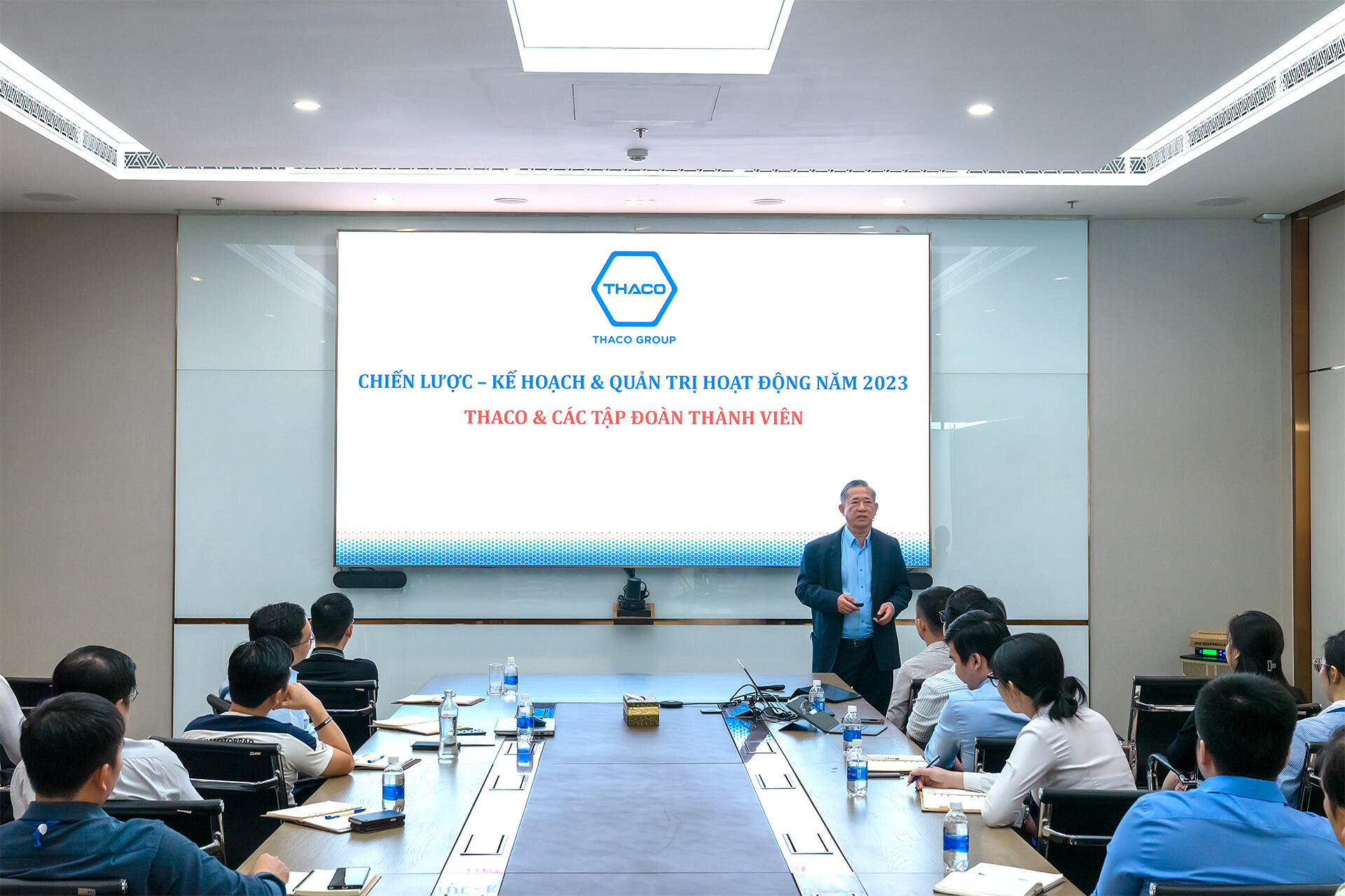 Tập đoàn Trường Hải - THACO GROUP 8