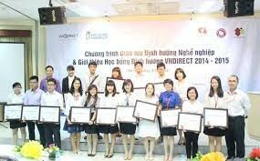 VNDIRECT Securities Corporation 7