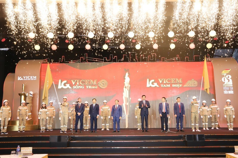 Xi măng Việt Nam VICEM 10