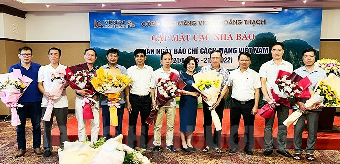 XI MĂNG VICEM HOÀNG THẠCH 4