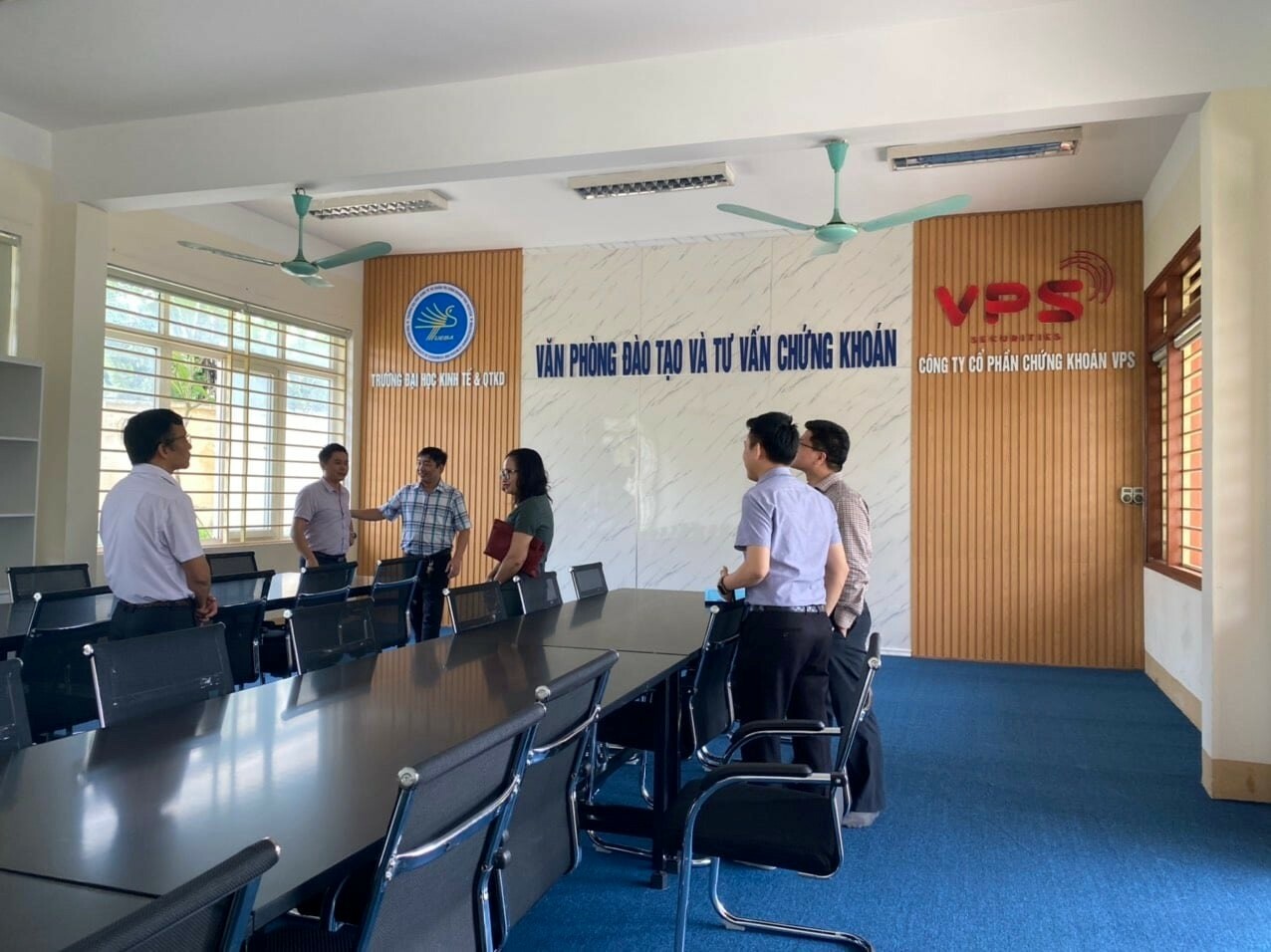 Chứng khoán VPS 4