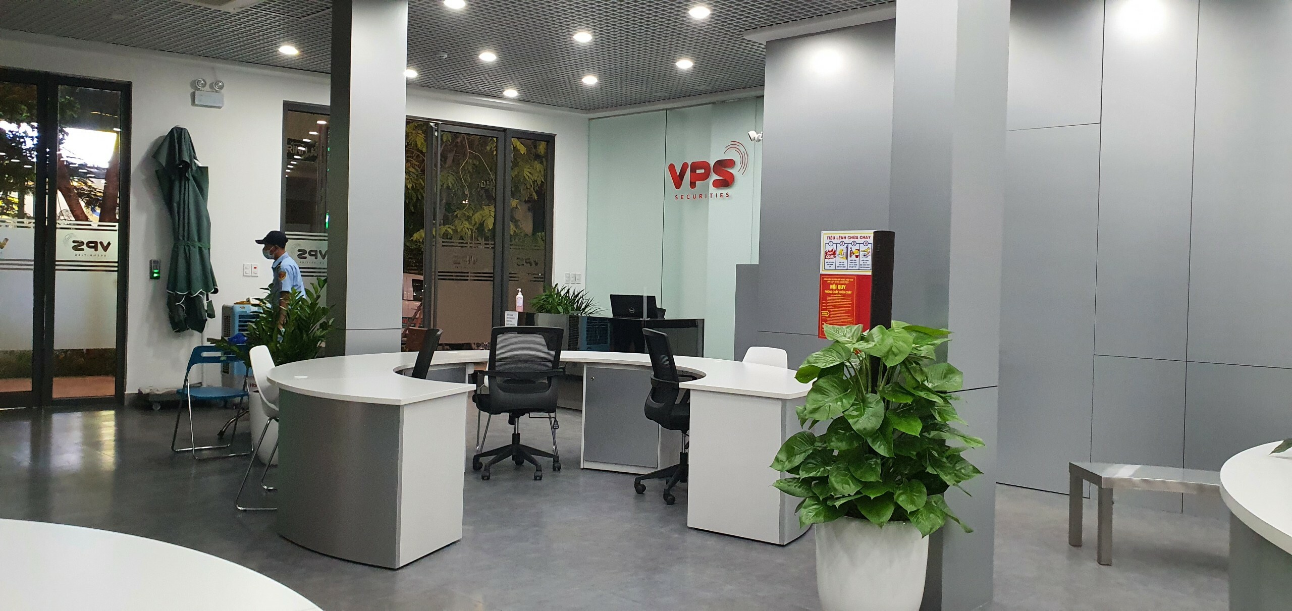 Chứng khoán VPS 5