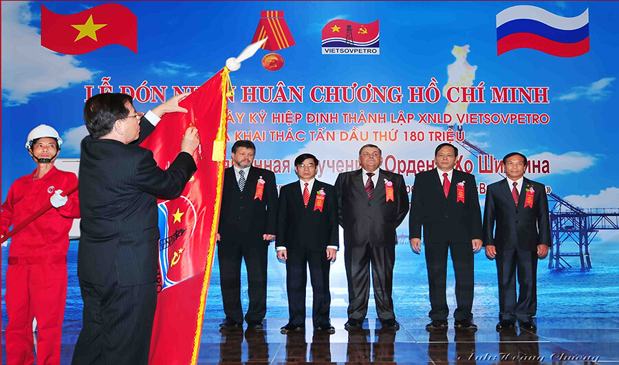 Liên doanh Việt - Nga Vietsovpetro 7