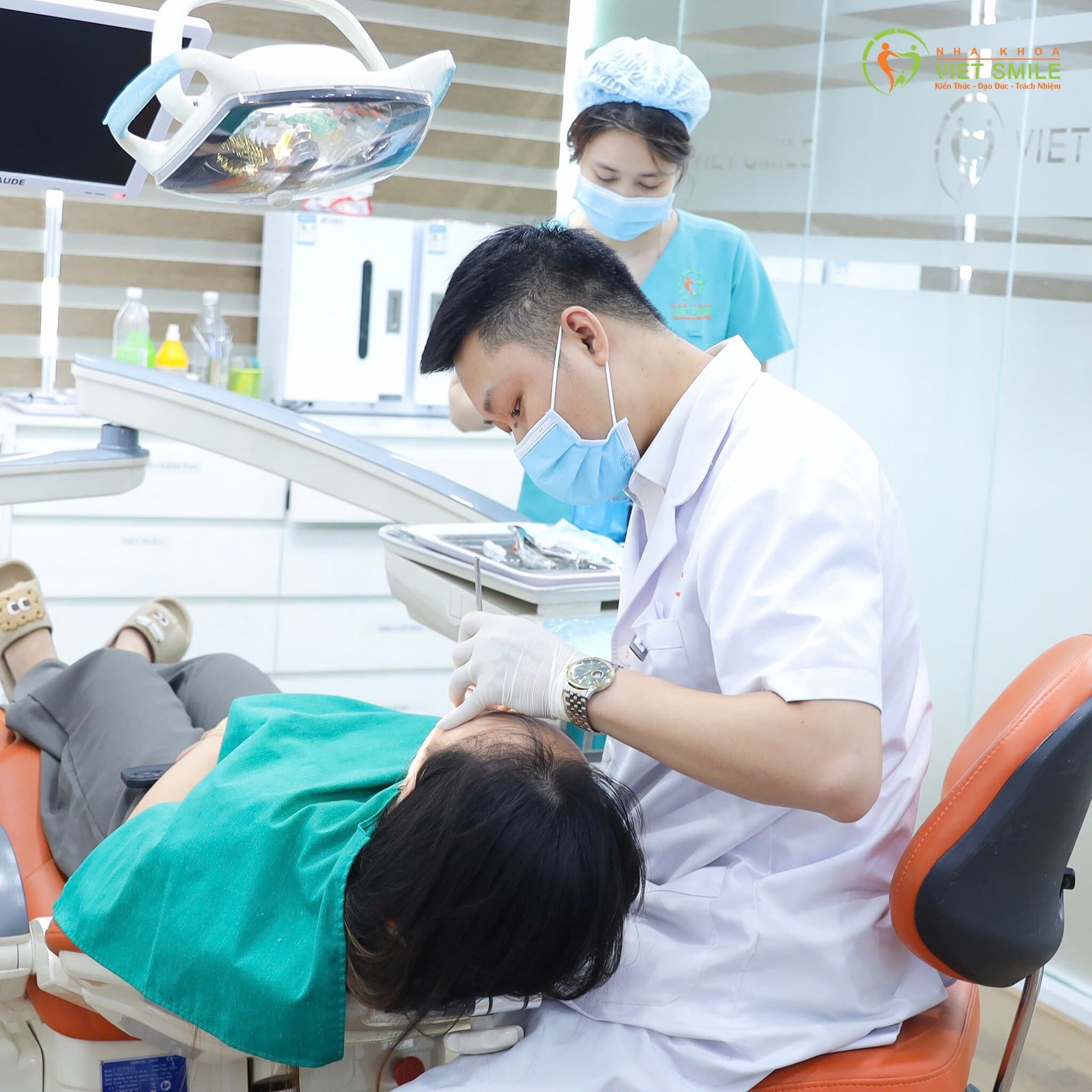 Y Khoa Topcare ( Nha khoa Việt Smile ) 8
