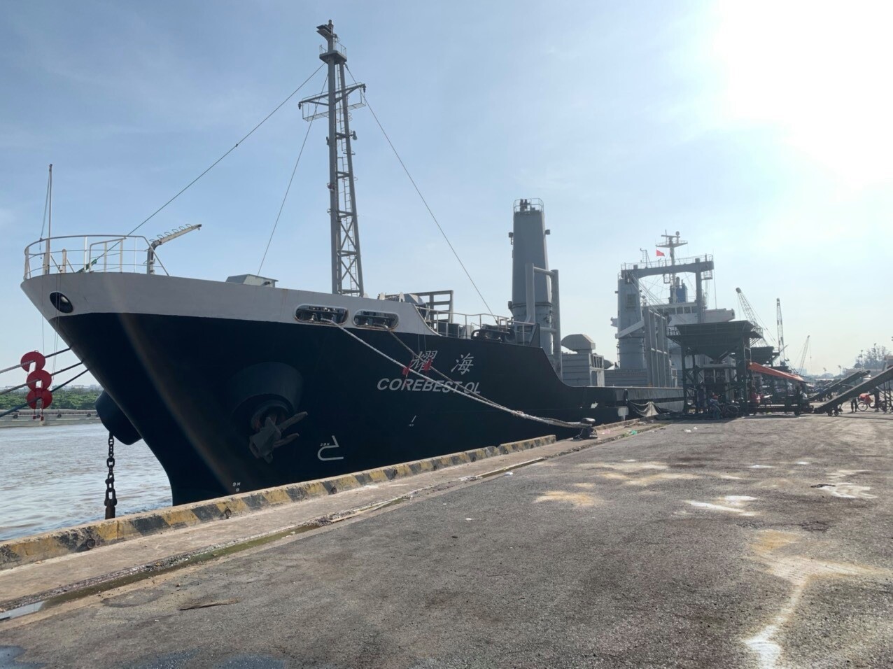 Tập Đoàn Vinacam 6