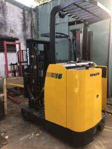 Xe Nâng Đặt Việt 9