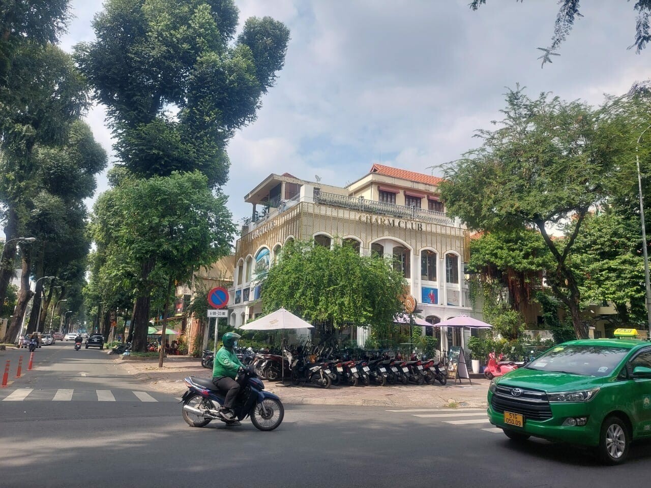 Bất động sản Mặt Bằng Đẹp 6