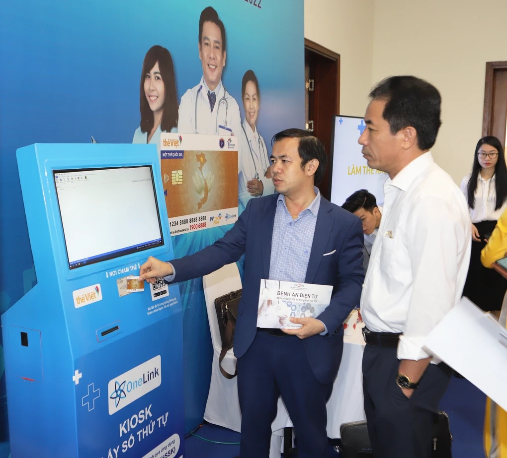 Tập đoàn công nghệ Vietsens 4