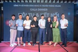 CÔNG NGHỆ VÀ TRUYỀN THÔNG VNLINK 9