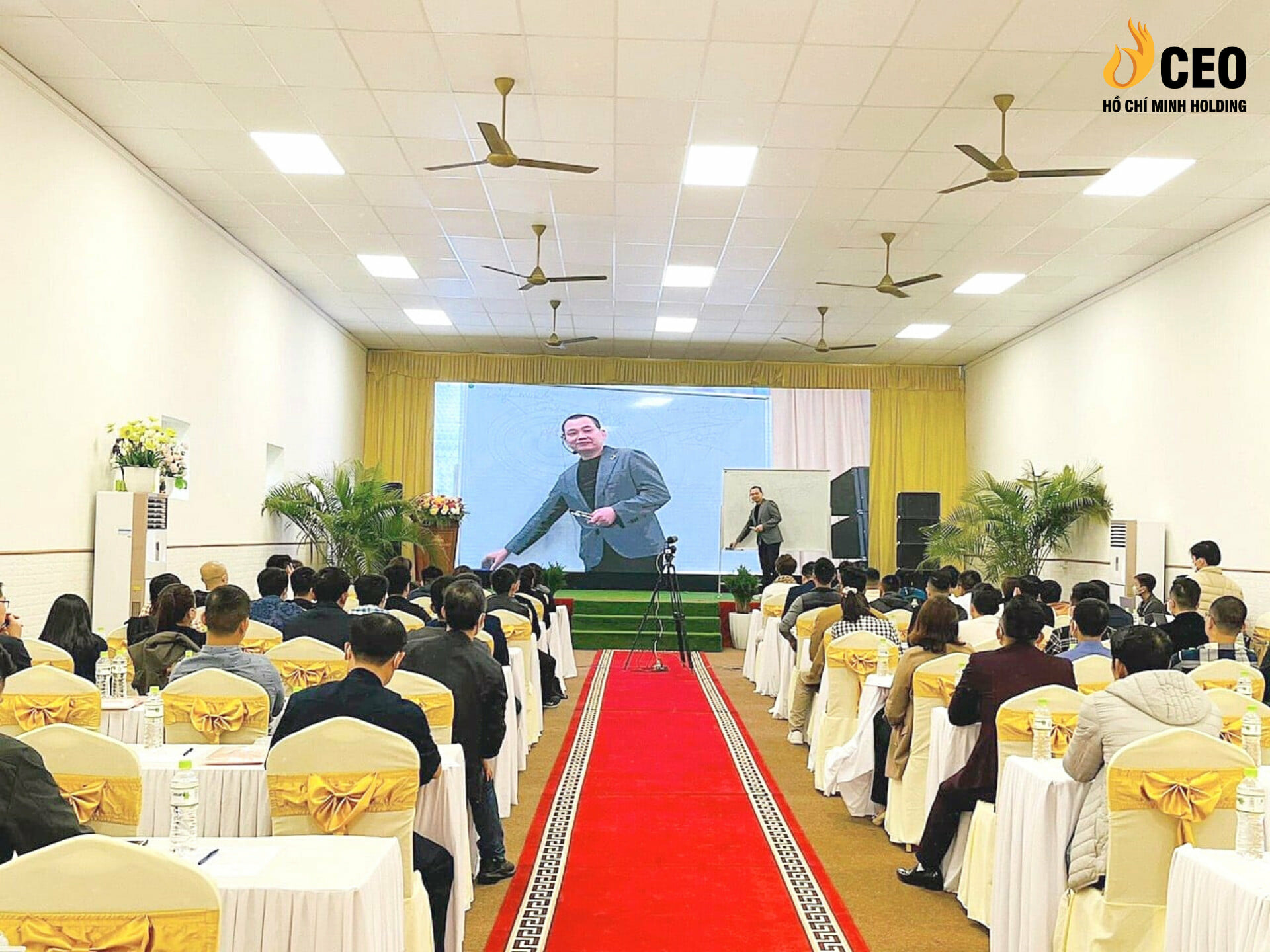 CÔNG TY CP CEO HCM HOLDING 4