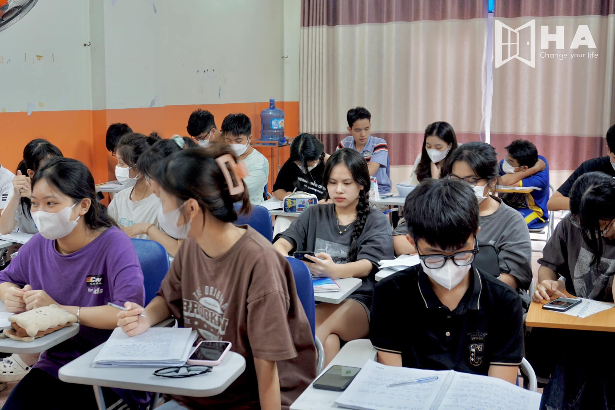 Phát Triển Giáo Dục Ha - HA Centre English 1