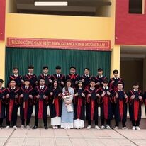 Trường Phổ Thông Nguyễn Trực 9